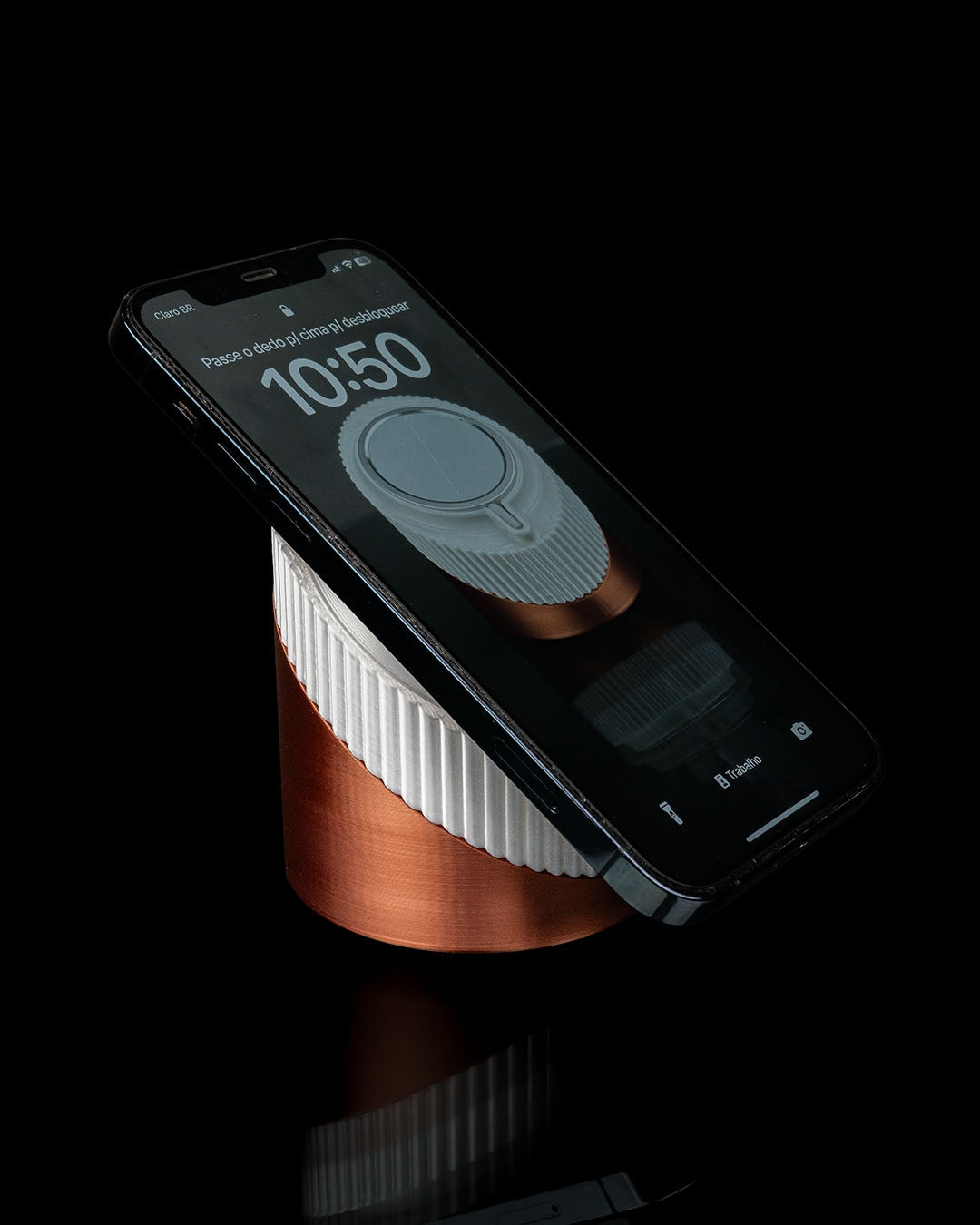 STASHA® MagSafe Holder & Storage – Copper & White Edition